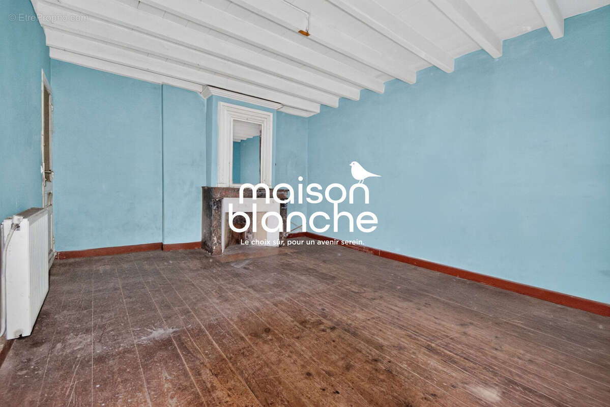 Maison 186 m² à Castillon-La-Bataille  - photo 9