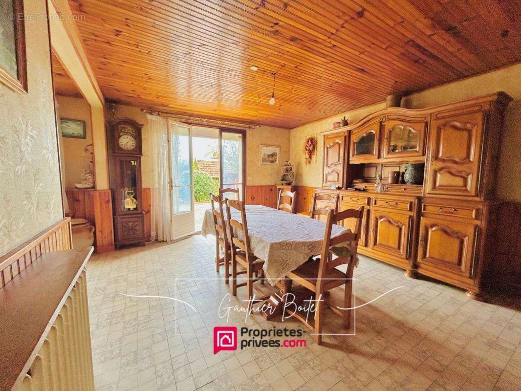 Maison à COULOMMIERS