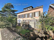 Maison à LE MESNIL-ESNARD