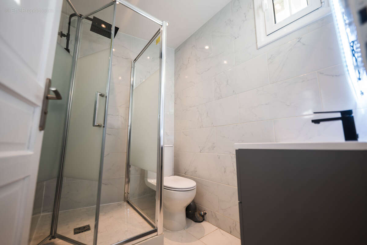 Maison à VILLENEUVE-LE-ROI