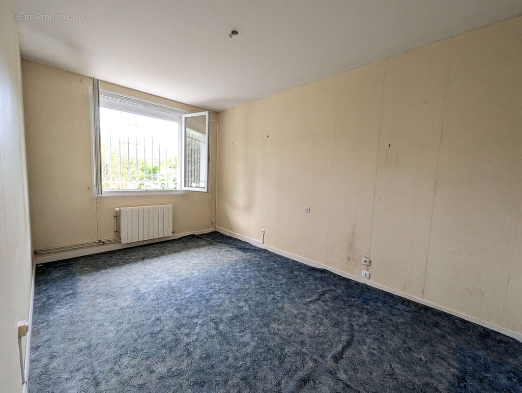 Appartement à SAINTES