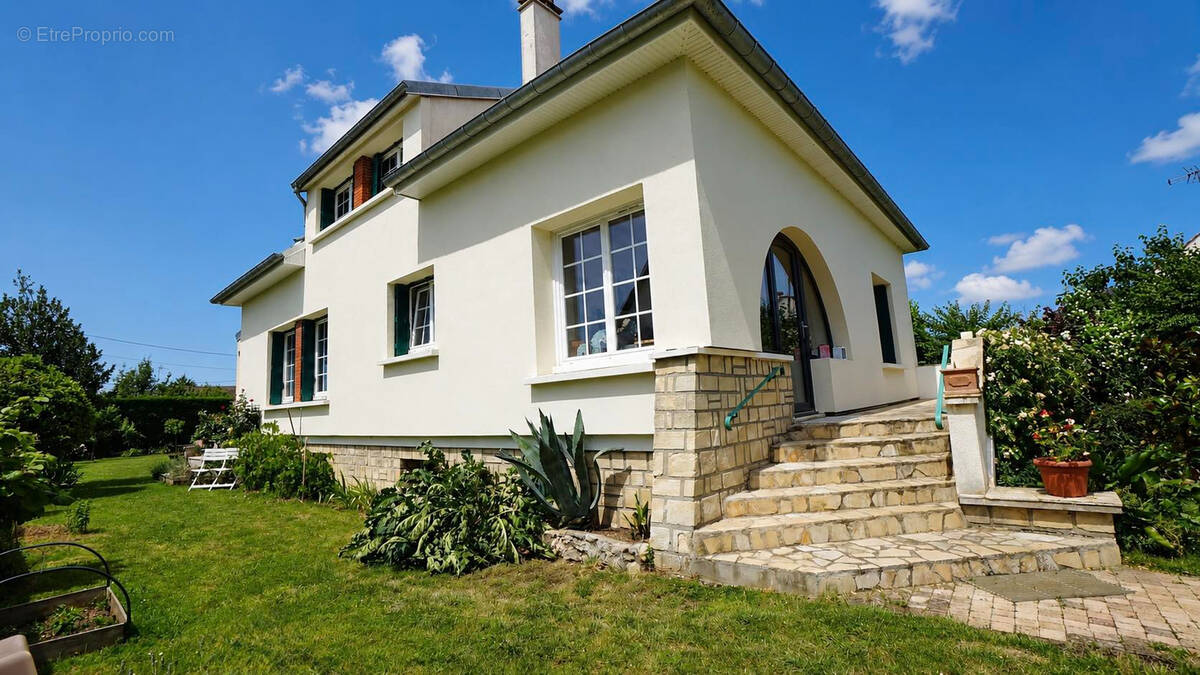 Maison à FLINS-SUR-SEINE