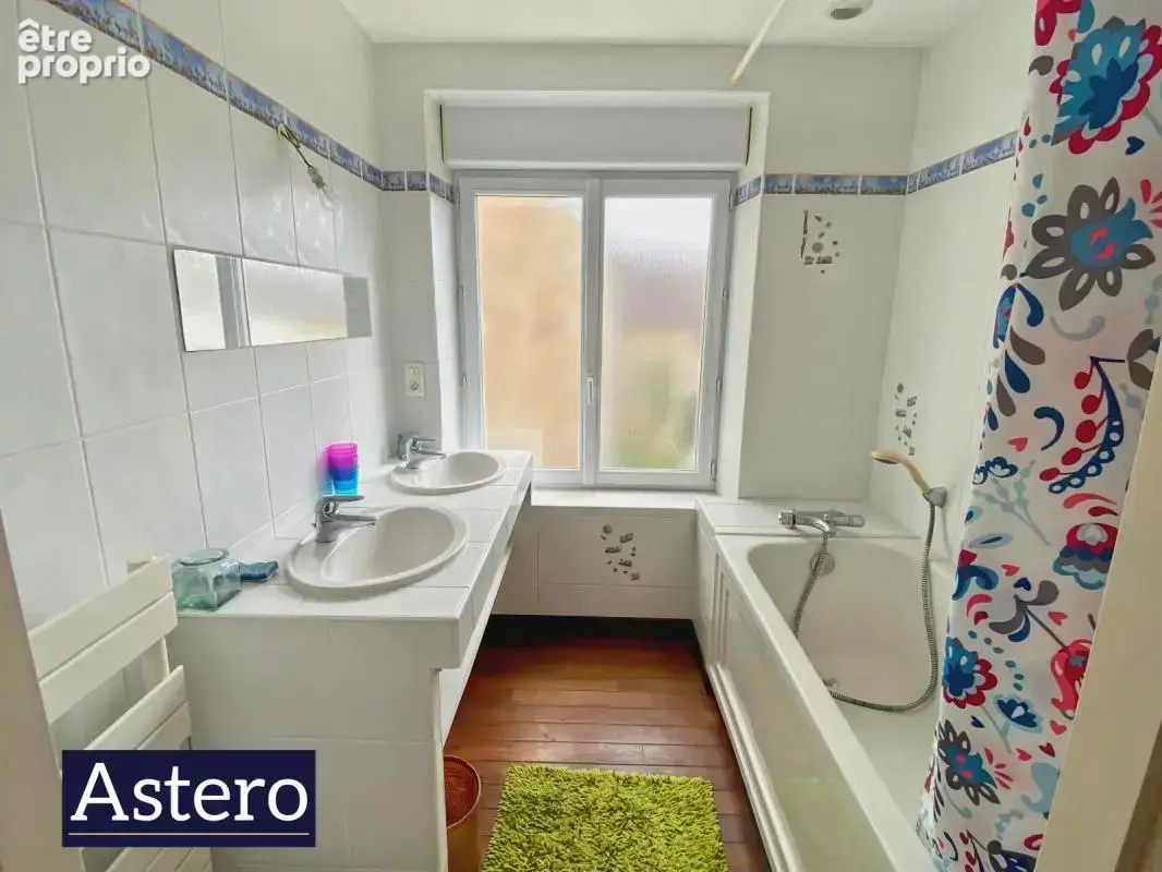 Belle maison de caractère de 189 m² – 5 chambres – Dépendance en pierre – Cœur de Saint-Gérand - photo 8