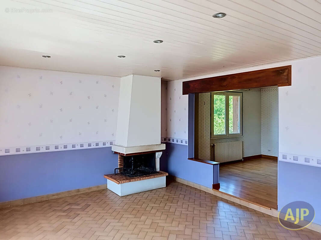 Maison à QUESTEMBERT