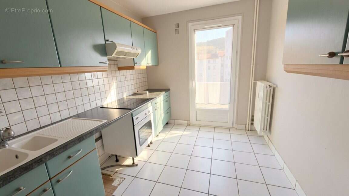 Appartement à SAINT-ETIENNE