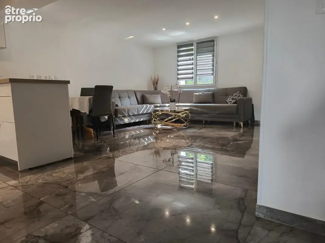 Roussillon - Belle maison individuelle  - terrain constructible - photo 3