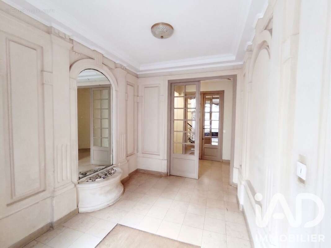 Photo 2 - Maison à VINCENNES