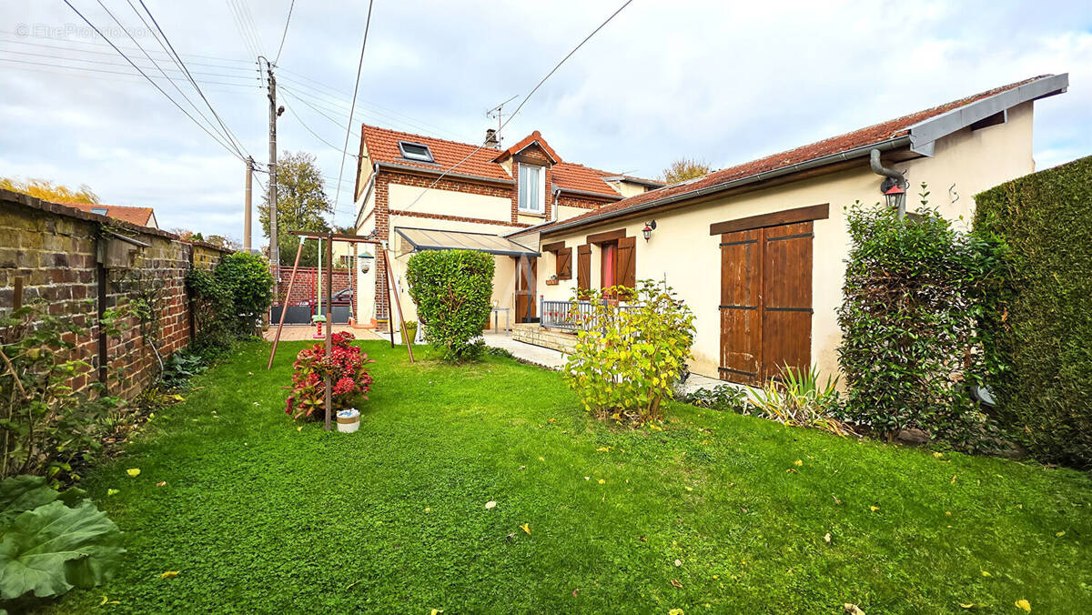 Maison à ETREPAGNY