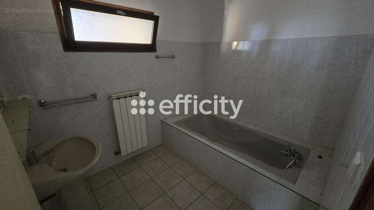 Maison 320 m² à Cessenon-Sur-Orb  - photo 22