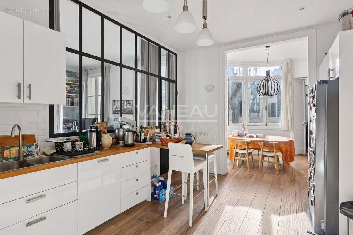 Appartement à PARIS-9E