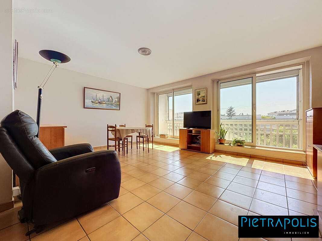 Appartement à VILLEURBANNE