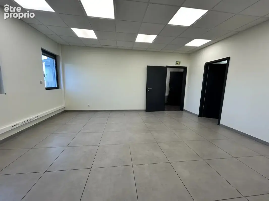 Vente Bureau-local Saint-michel-sur-meurthe(88470) 245 000ï¿œ - photo 4