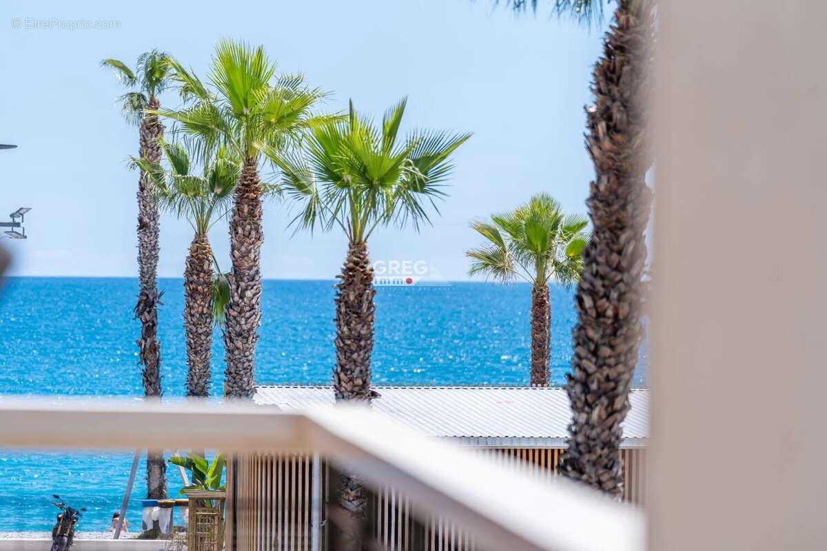 Appartement à VILLENEUVE-LOUBET