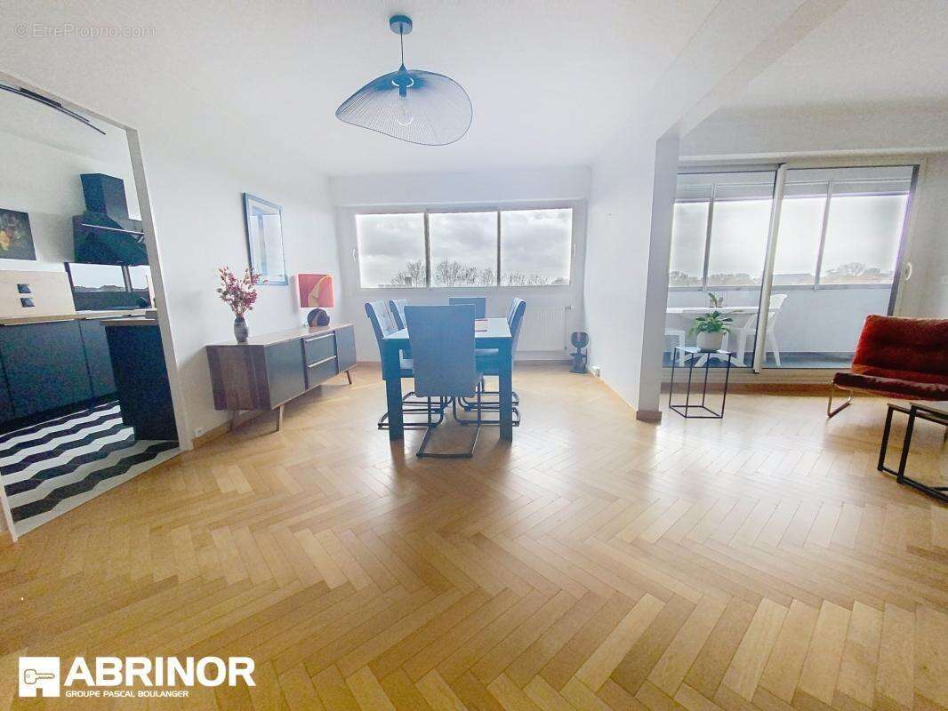 Appartement à MONS-EN-BAROEUL