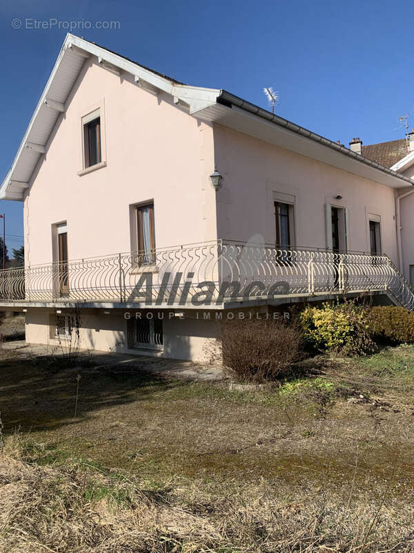 Maison à LUXEUIL-LES-BAINS