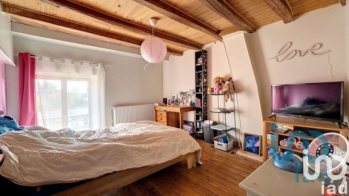 Photo 7 - Maison à SAINT-JUST-SAUVAGE