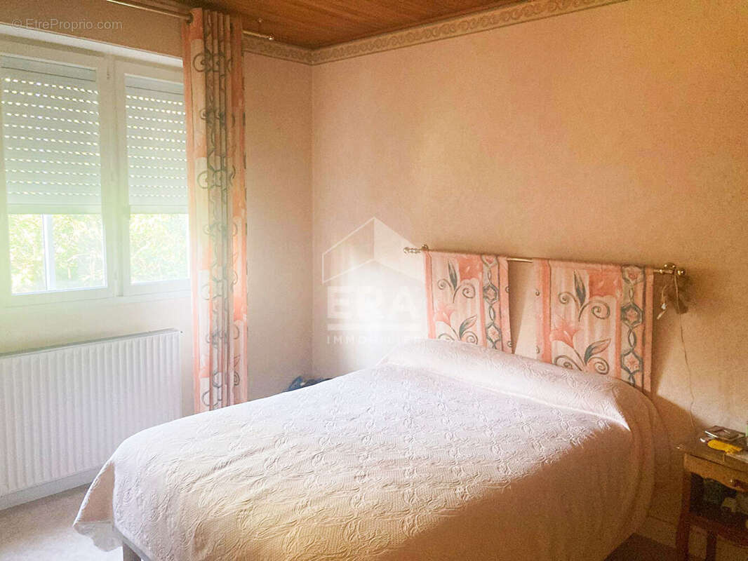 Maison à MONTBOILLON