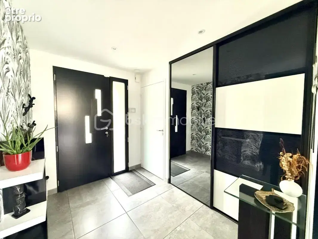Maison contemporaine non mitoyenne avec garage au calme - photo 2