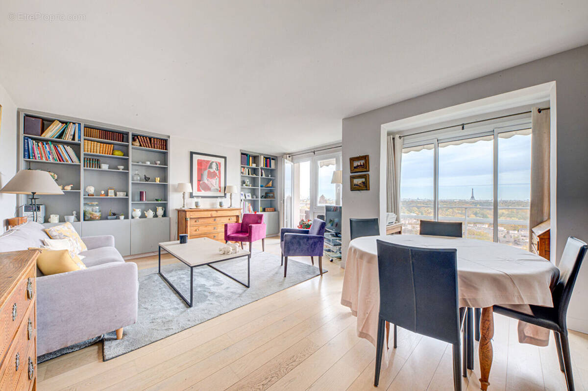 Appartement à SURESNES