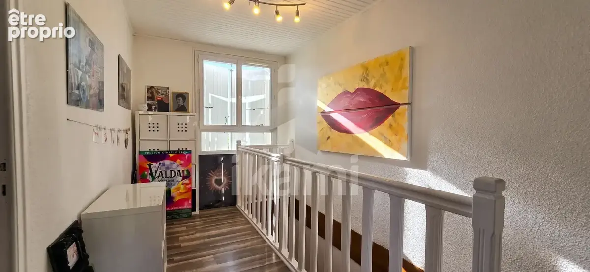 Maison familiale de 127 m2 avec 4 chambres, garage et atelier - photo 4