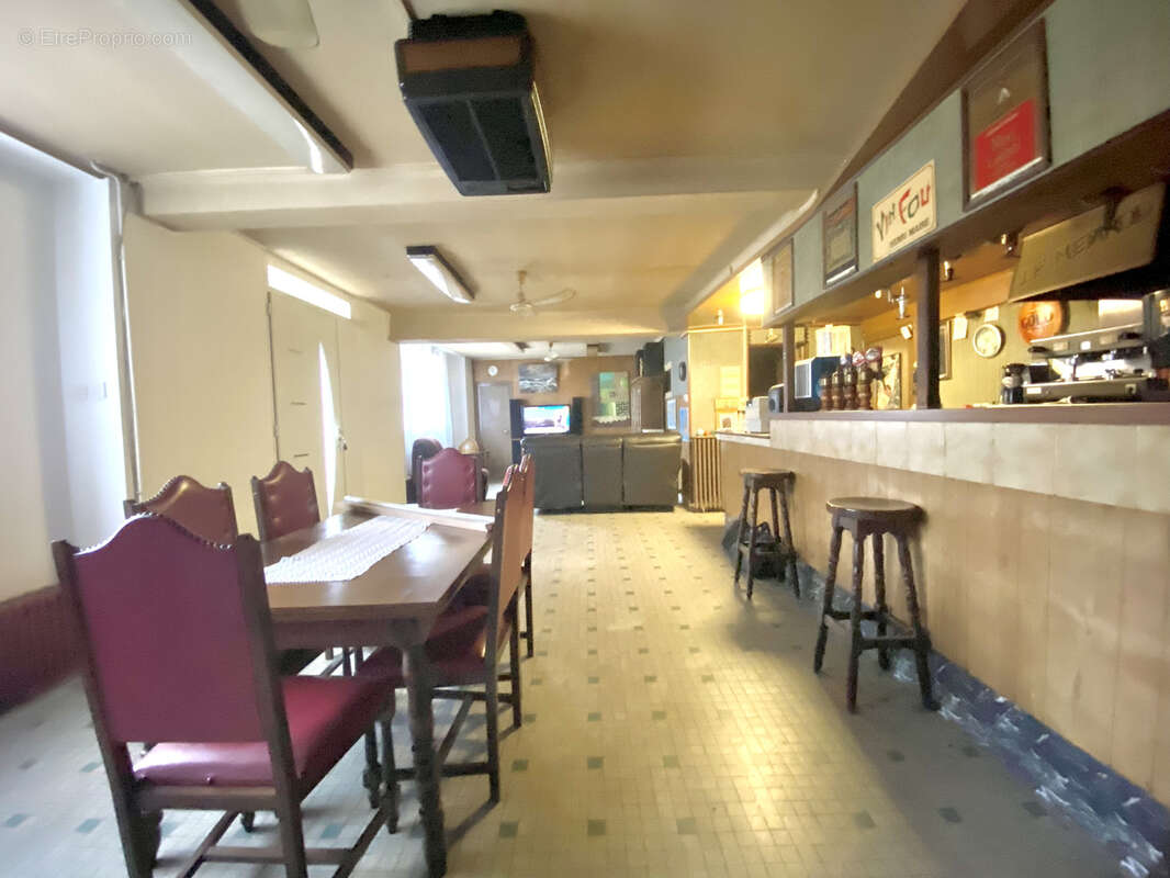 Maison à SAINT-HILAIRE-DE-COURT