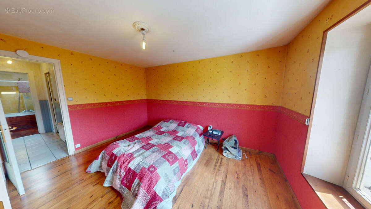 Appartement à DOMENE