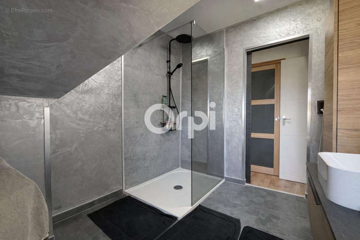 Maison à CAMPHIN-EN-PEVELE