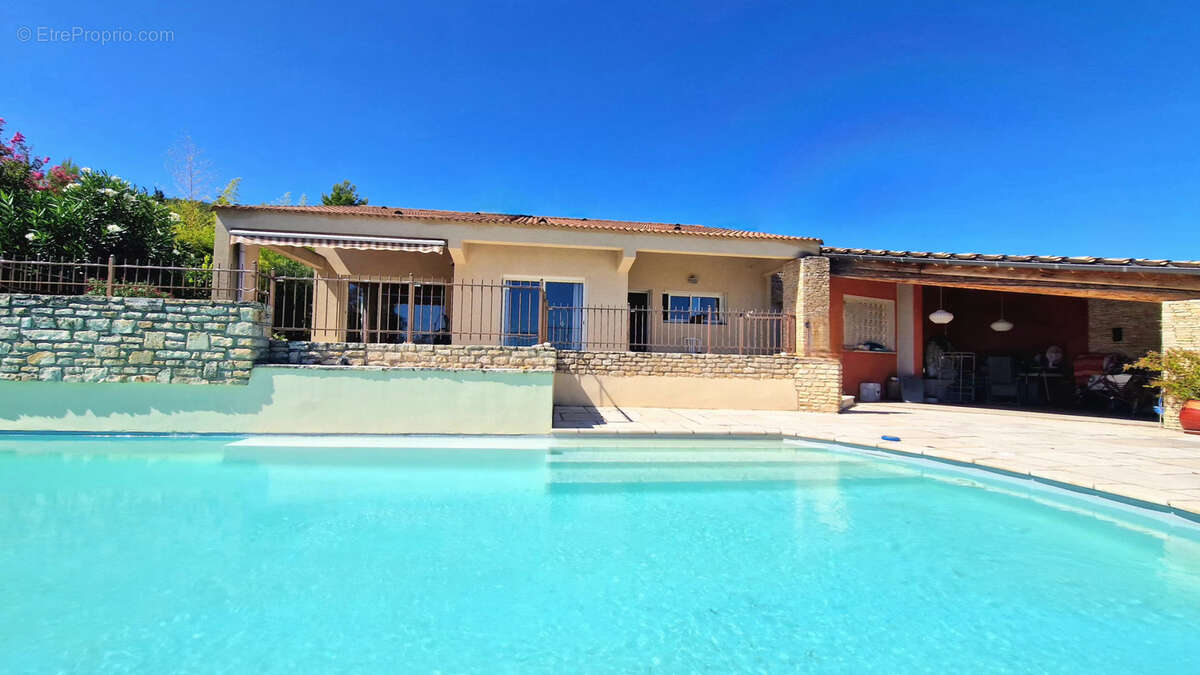 Maison à TAVEL