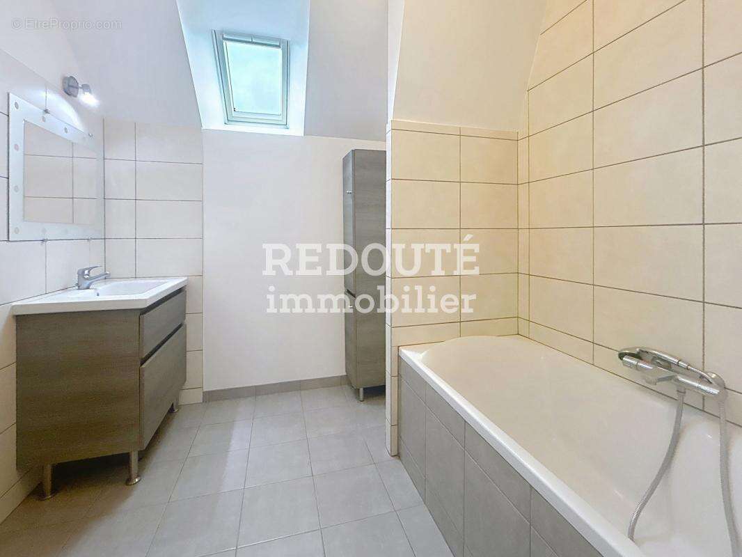 Maison 6 pièces familiale avec cour et jardin - Reims Rosnay - photo 8