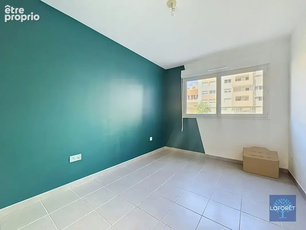 Type 3 en Duplex - avec grande terrasse de 26 m² + parking en sous-sol - photo 7