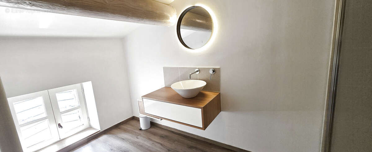 Superbe mas rénové avec piscine + option de parcelle détachable à  Trets (13) - photo 39