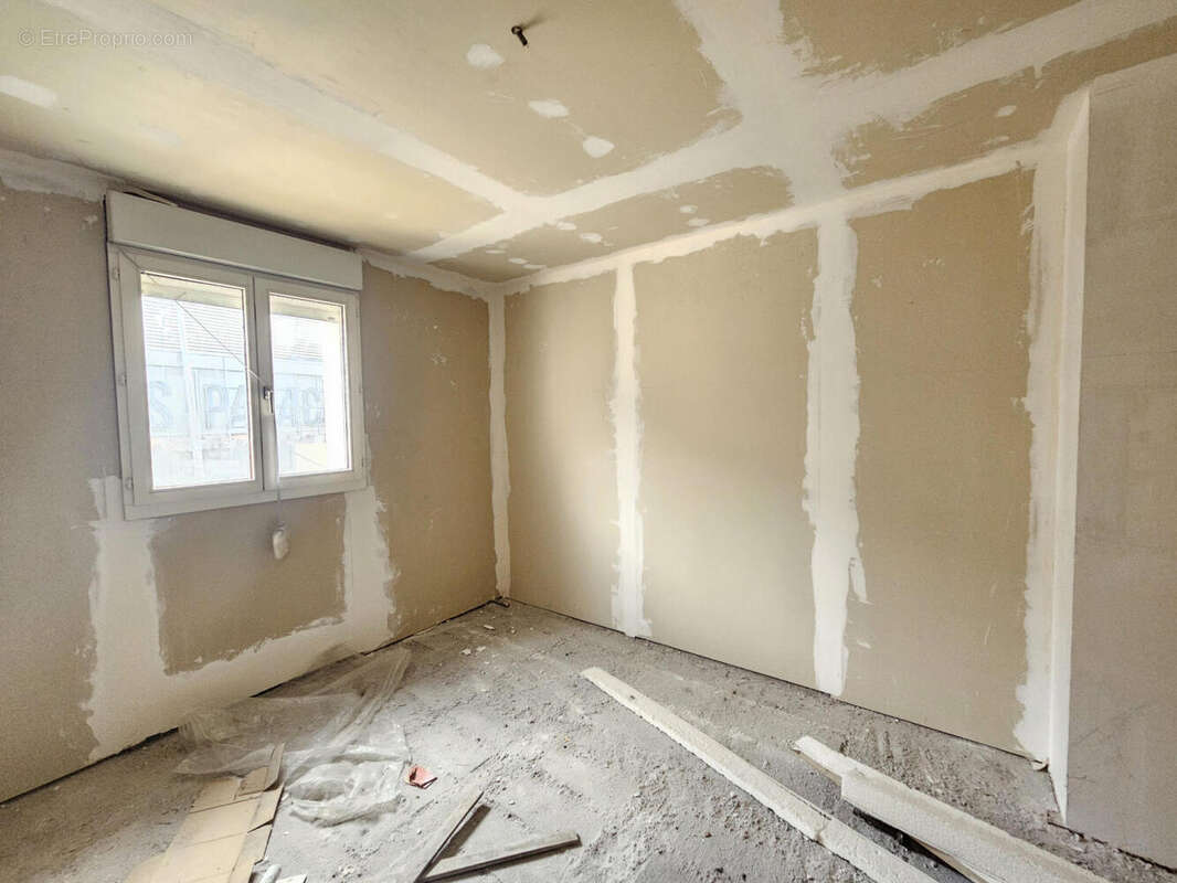 20260331_151921 - Maison à EPINAL