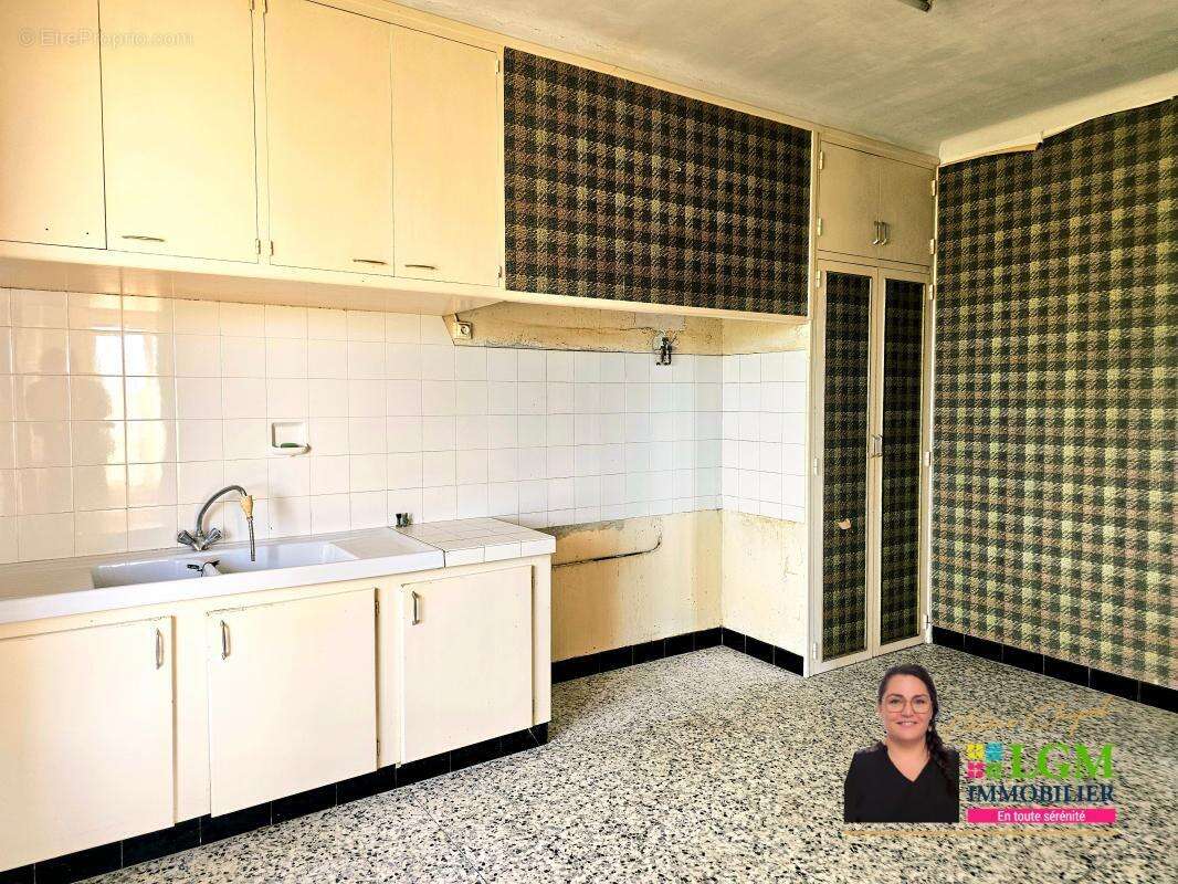 Maison à SAINT-HILAIRE-DE-BRETHMAS