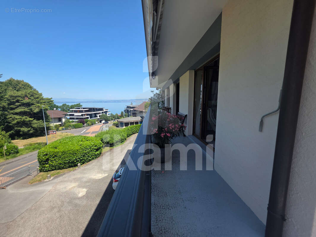 Appartement à EVIAN-LES-BAINS