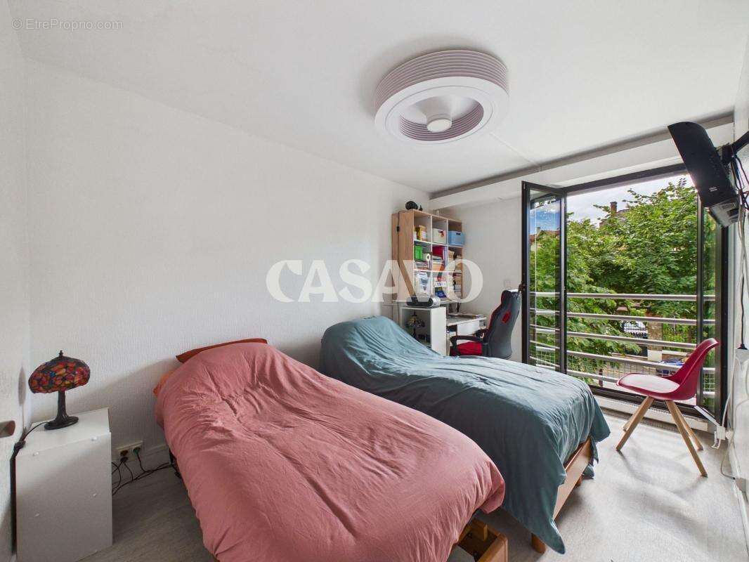 Appartement à ENGHIEN-LES-BAINS