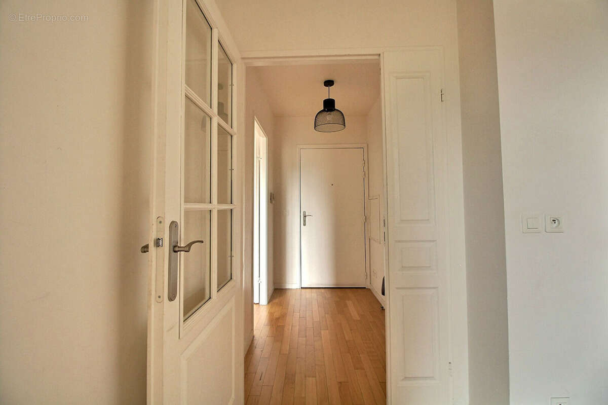 Appartement à COLOMBES