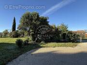 Terrain à L&#039;ISLE-SUR-LA-SORGUE