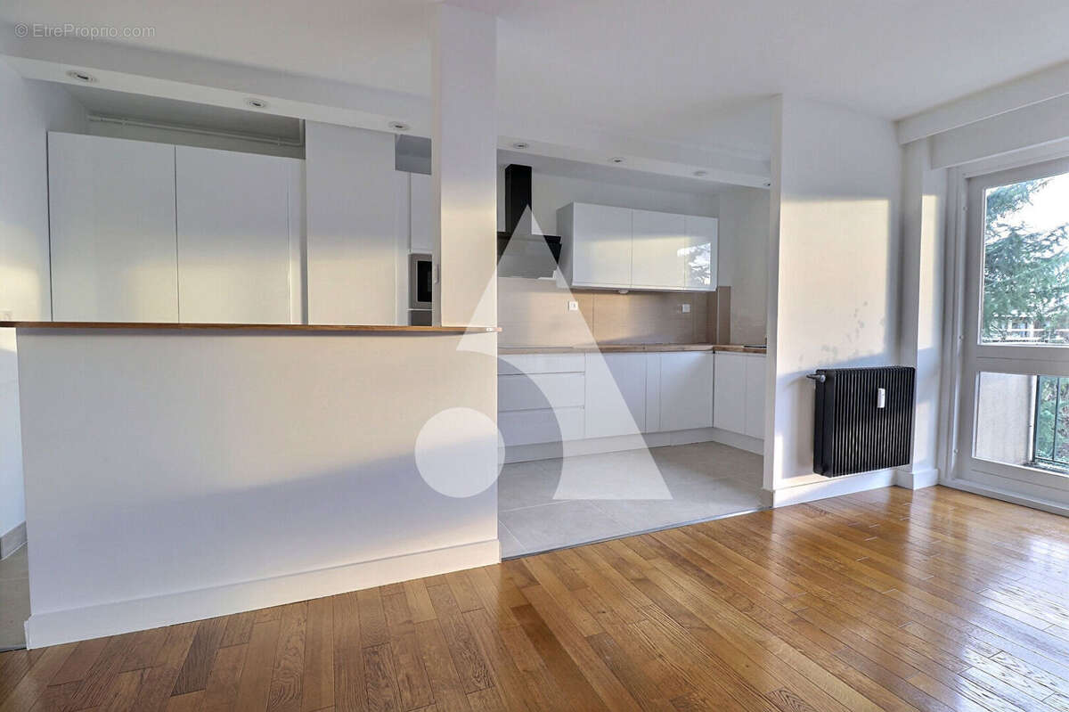 Appartement à SAINT-GRATIEN