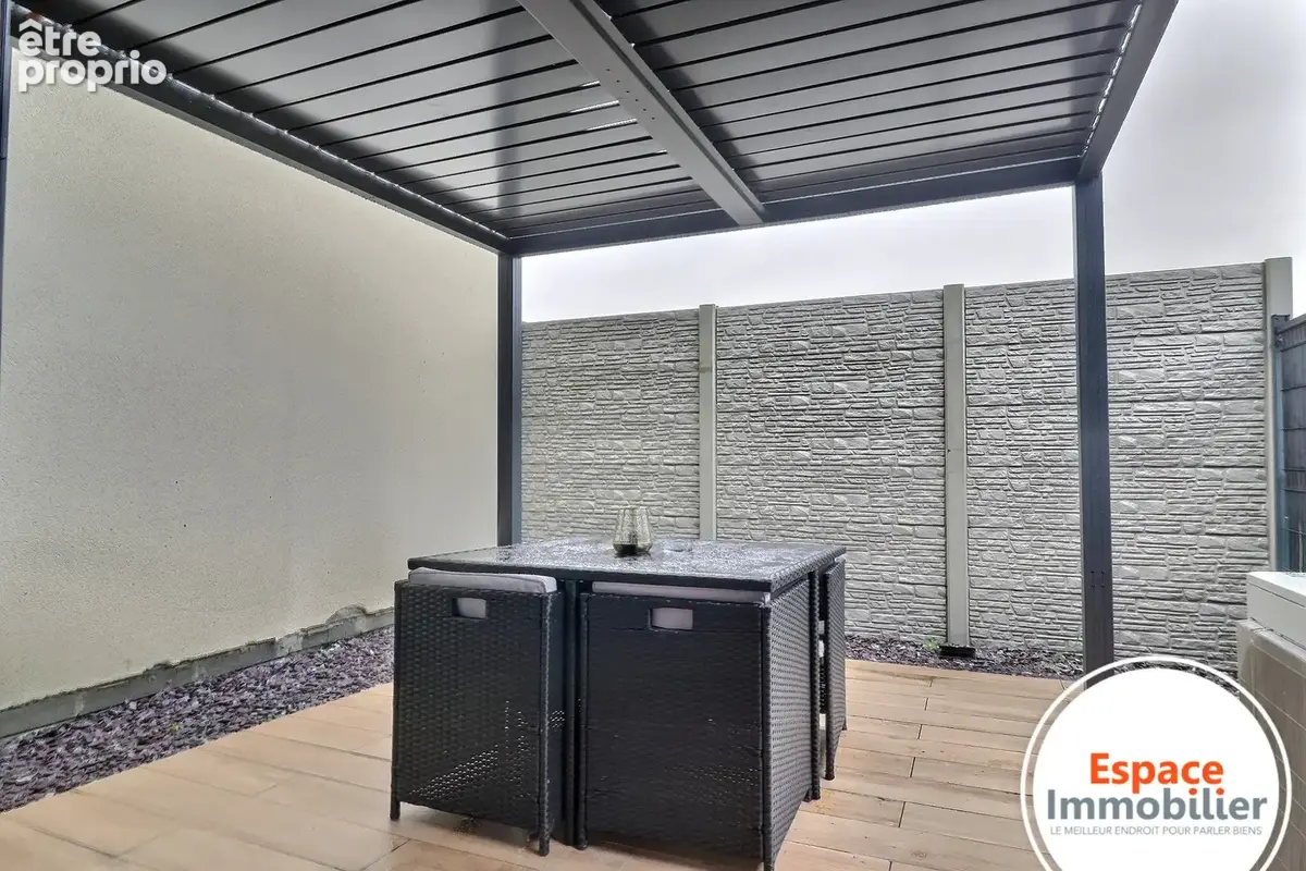 Villa contemporaine sur un terrain de 1800 m2 - photo 16