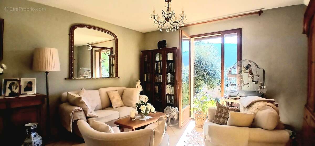 Maison à BIZE-MINERVOIS