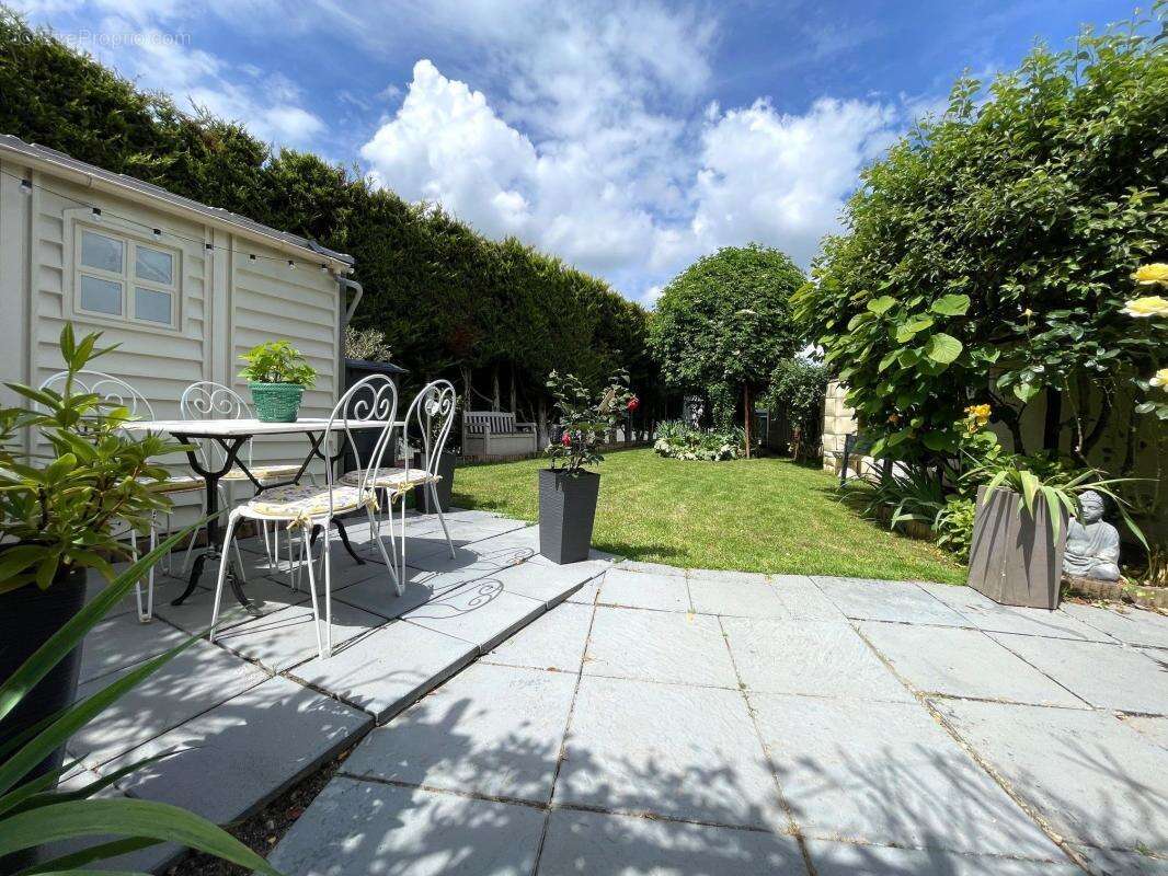 Maison à MAROLLES-EN-HUREPOIX