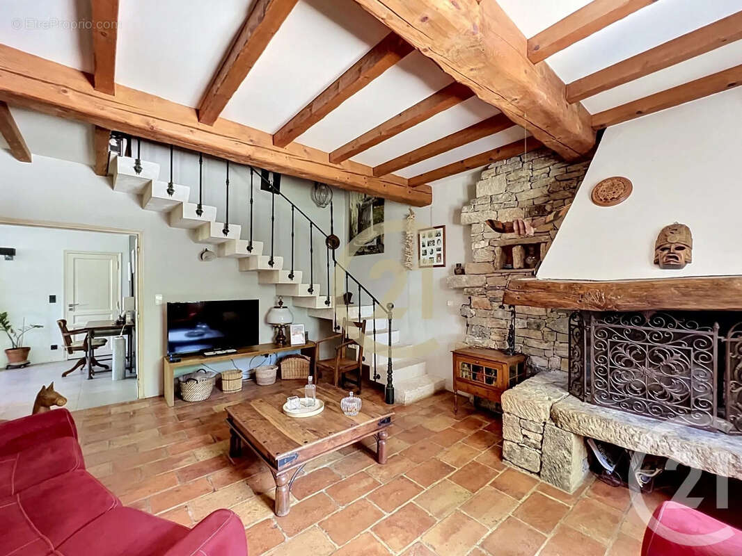 Maison à GARRIGUES-SAINTE-EULALIE