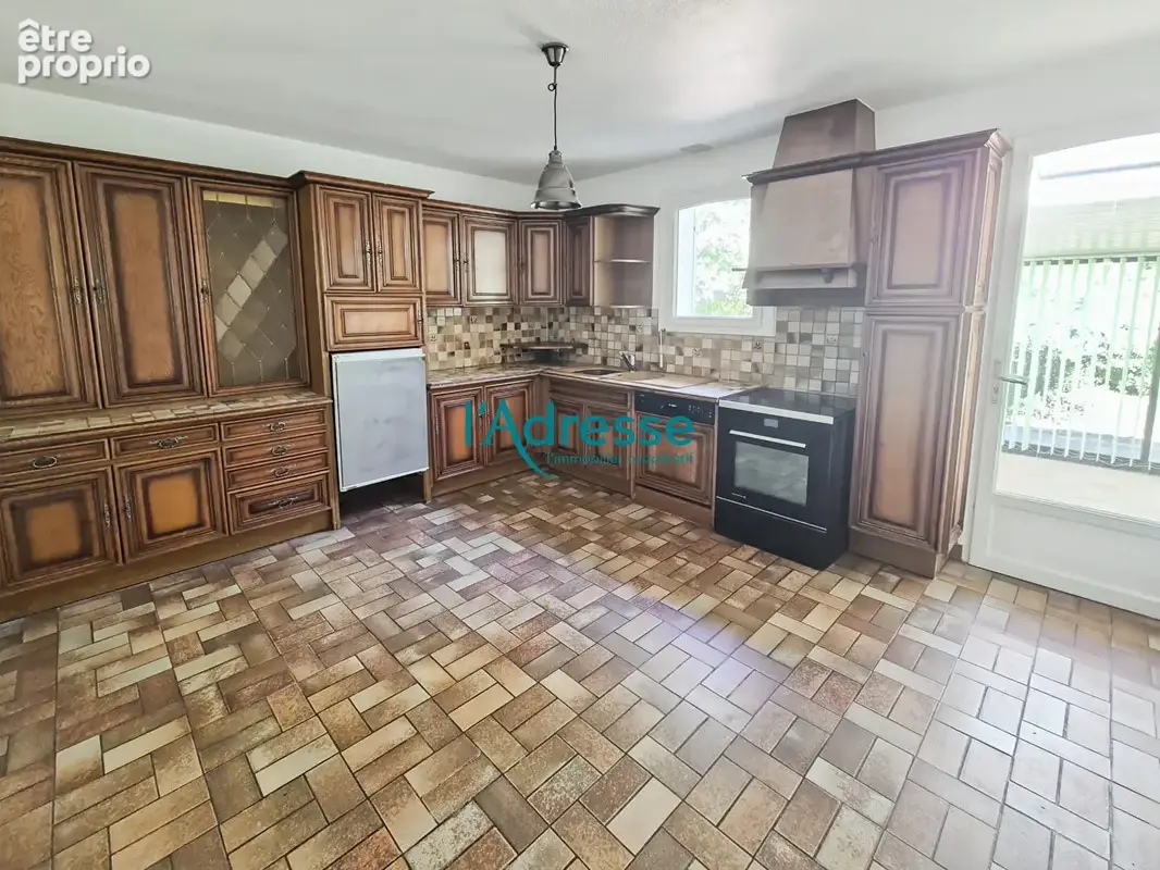 Maison 4 chambres sur sous-sol - photo 5