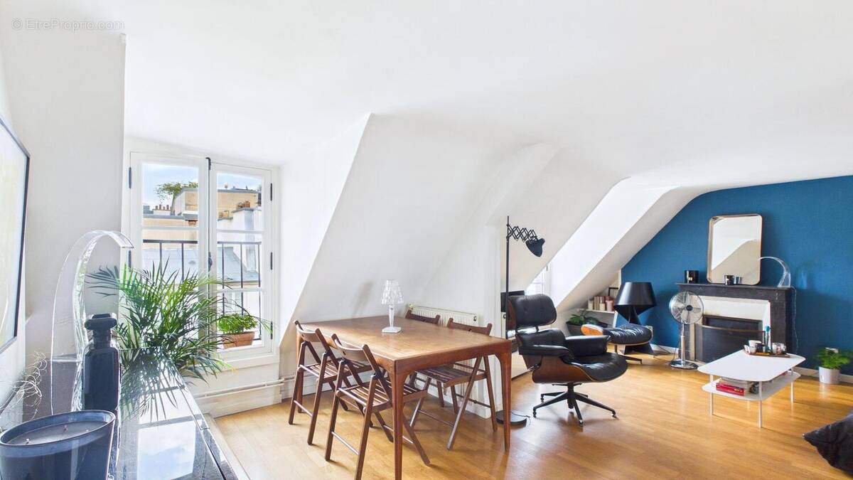 Photo 1 - Appartement à PARIS-1E