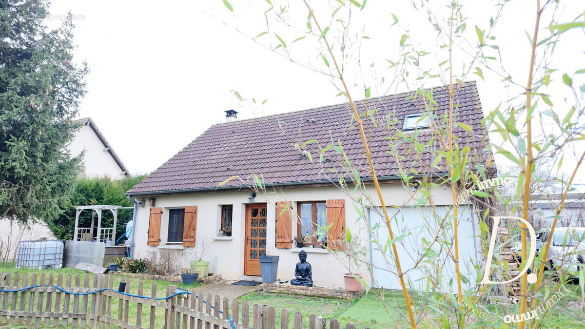 Maison à SAINT-MARCEL