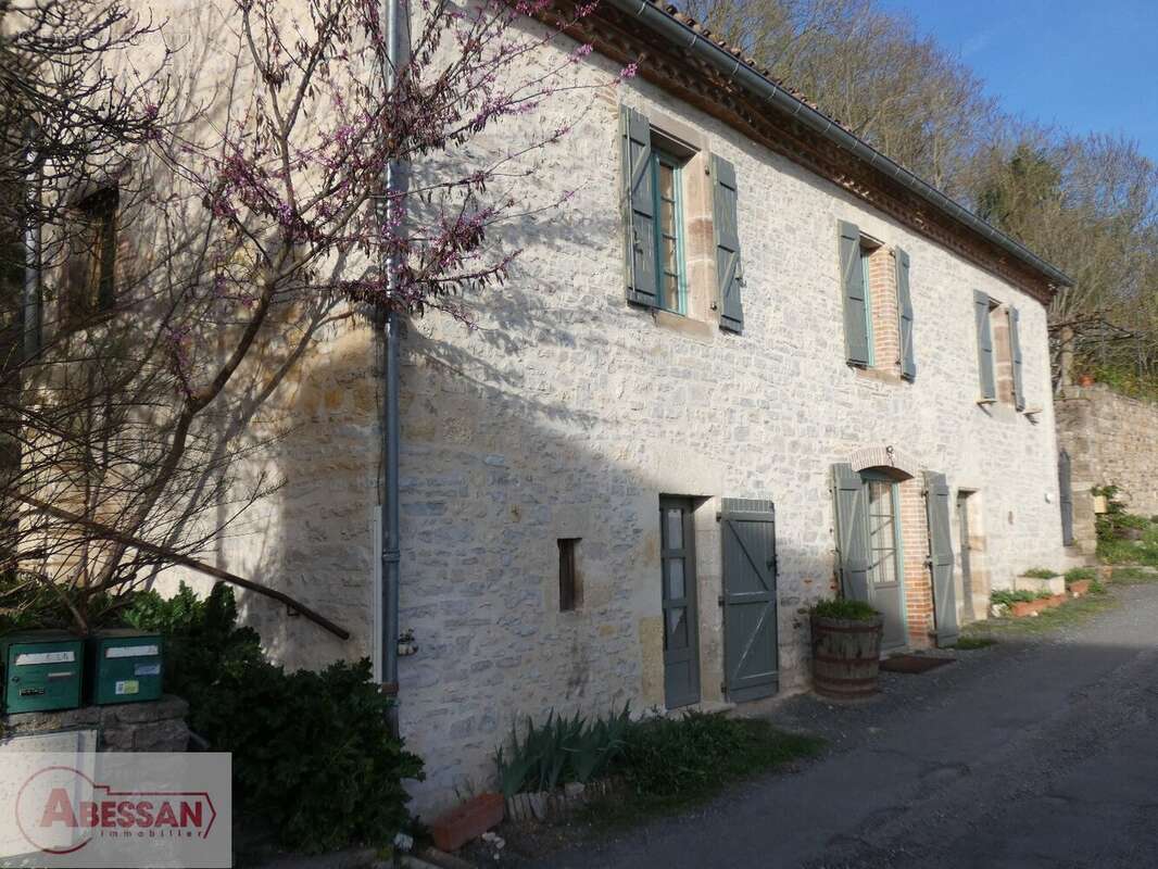 Maison 145 m² à Cordes-Sur-Ciel  - photo 3