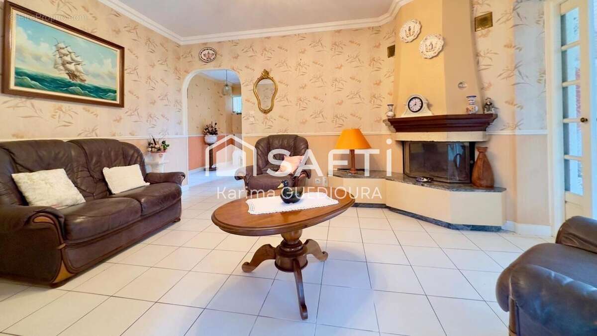 Photo 5 - Maison à LEZARDRIEUX