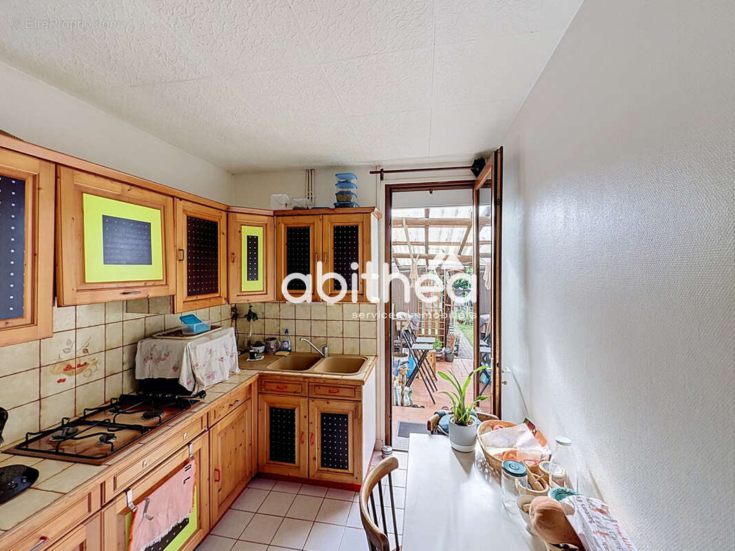 Puy Las Rodas : Maison de ville avec terrain (vendue louée ou libre en Juillet 2027) - photo 6