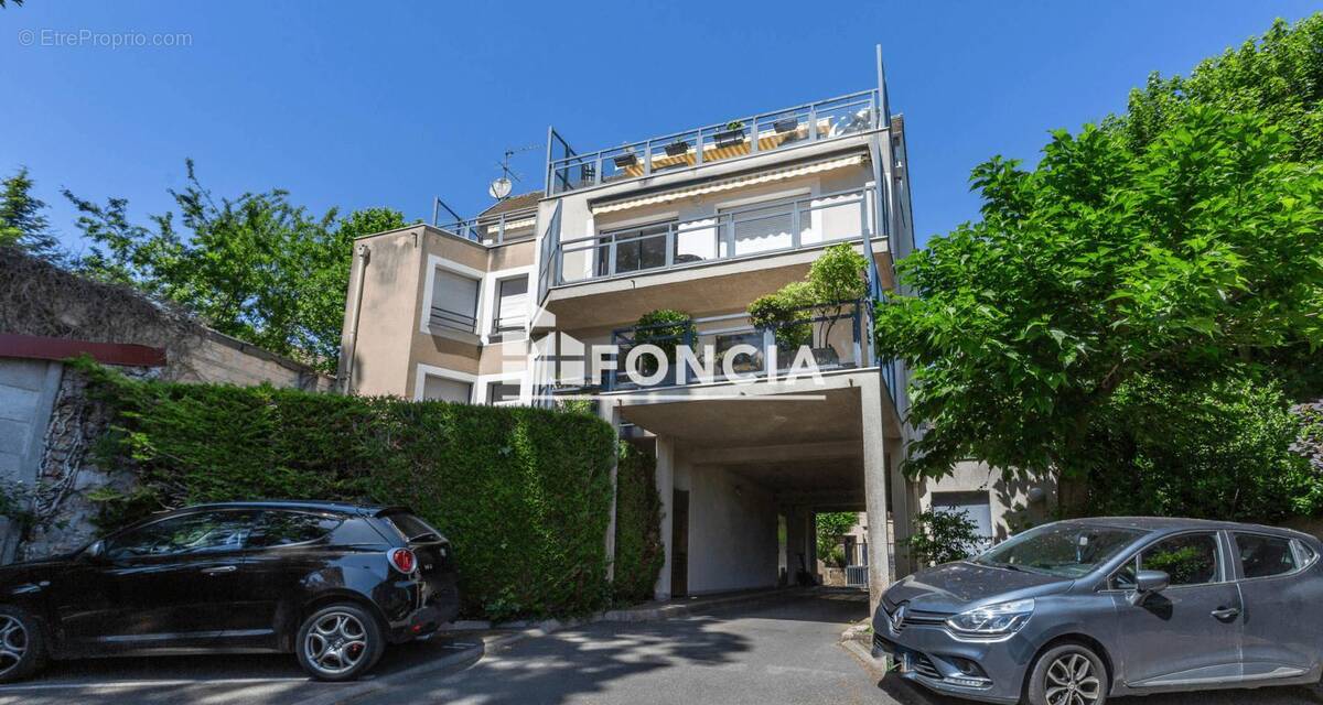 Appartement à SAVIGNY-SUR-ORGE