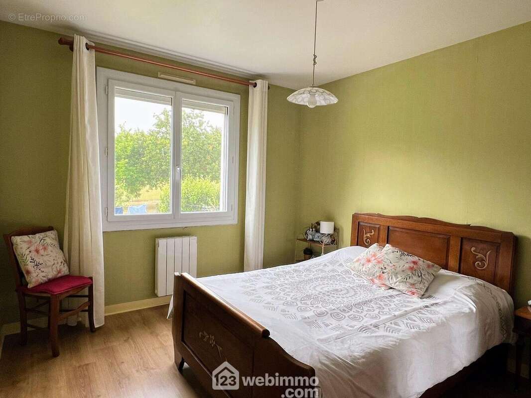 Maison 114 m² à Chalonnes-Sur-Loire  - photo 4